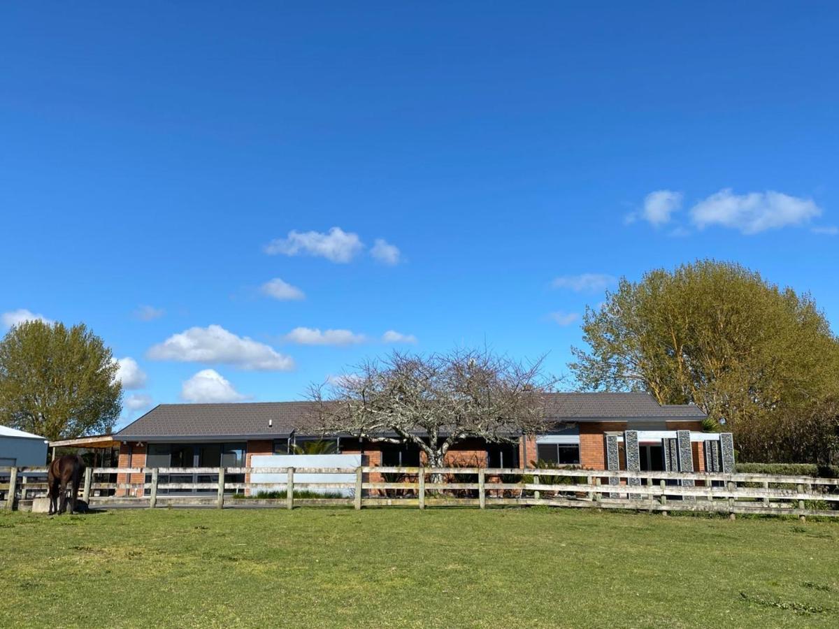 Bed and Breakfast Unique Equestrian Lifestyle Tamahere Exterior foto